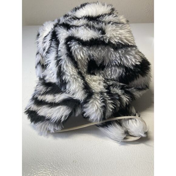 Vintage Retro Faux Fur Trapper Ski Pom Pom Winter Hat OS - Picture 3 of 8